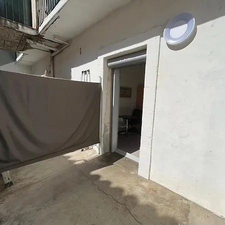 Cv - Calme, Clair Avec Terrasse Appartamento *
